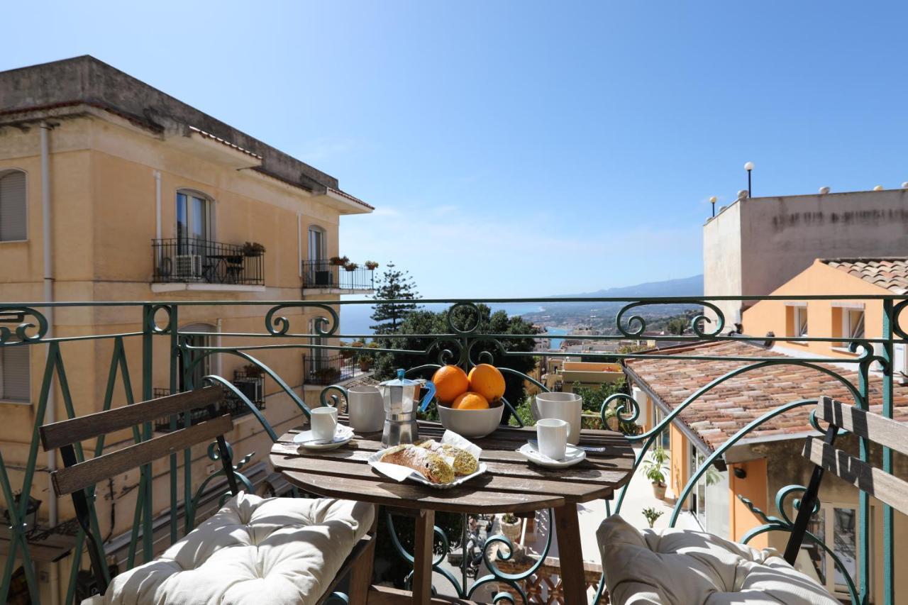 Greek Theater - Sea View Apartment Таормина Экстерьер фото