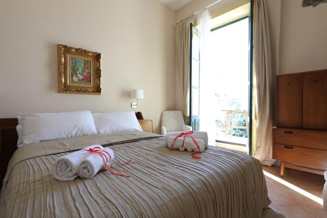 Greek Theater - Sea View Apartment Таормина Экстерьер фото